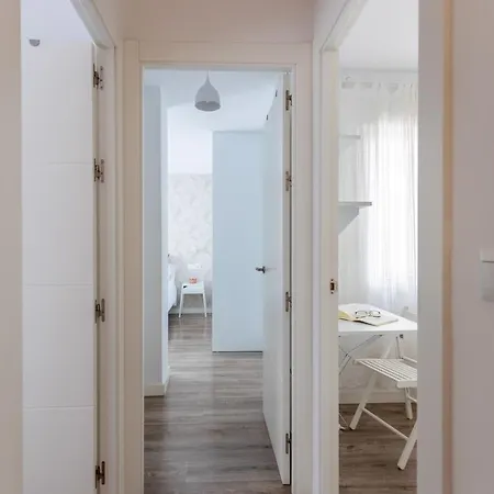 Apartment Living4malaga Sea Breeze *