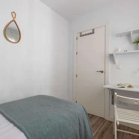 Living4malaga Sea Breeze Apartment *